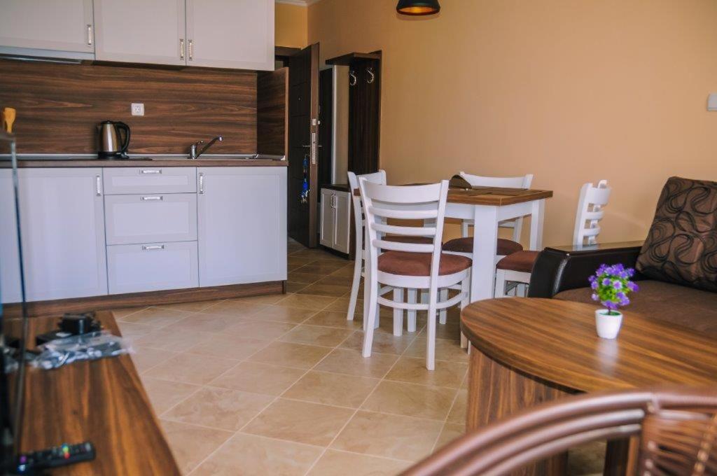 Apartments In Rif 3 Ravda Exterior foto