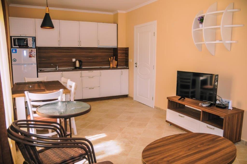 Apartments In Rif 3 Ravda Exterior foto