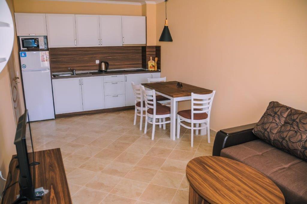 Apartments In Rif 3 Ravda Exterior foto